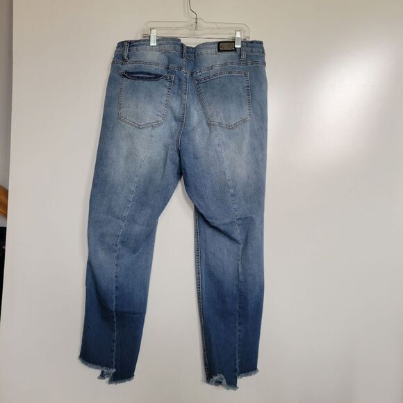 EARL JEANS 20W MODERN STEP HEM SKINNY ANKLE STRETCH JEANS 20 W 2X 3X - Picture 10 of 10